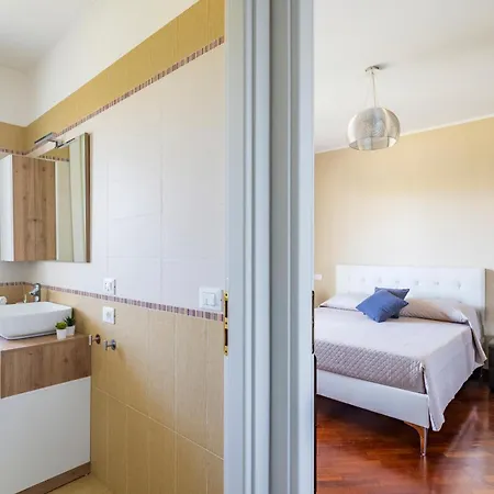 Apartment 5' From The Sea, Modern With Terrace, Bbq And Sea View *