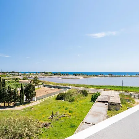 5' From The Sea, Modern With Terrace, Bbq And Sea View *