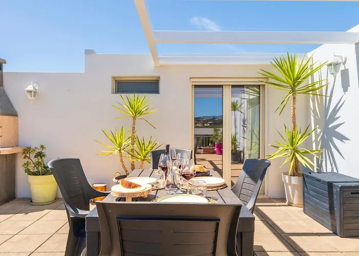 5' From The Sea, Modern With Terrace, Bbq And Sea View Lejlighed *