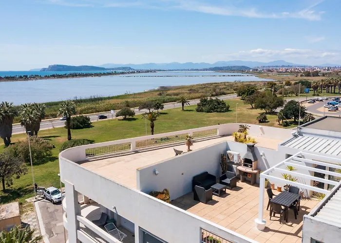 5' From The Sea, Modern With Terrace, Bbq And Sea View * Quartu Sant'Elena